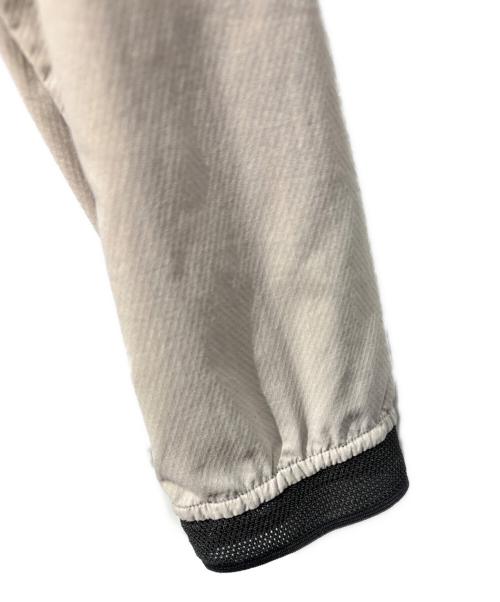 KLATTERMUSEN（クレッタルムーセン）KLATTERMUSEN (クレッタルムーセン) Nal Hooded Jacket ライトグレー サイズ:Sの古着・服飾アイテム