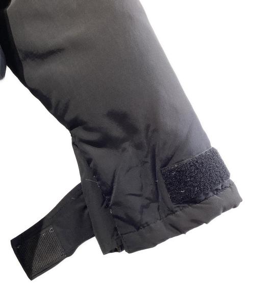THE NORTH FACE（ザ ノース フェイス）THE NORTH FACE (ザ ノース フェイス) ダウンジャケット ブラック×ベージュ サイズ:SIZE Mの古着・服飾アイテム