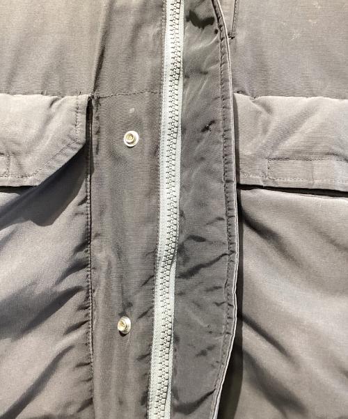 THE NORTH FACE（ザ ノース フェイス）THE NORTH FACE (ザ ノース フェイス) ダウンジャケット ブラック×ベージュ サイズ:SIZE Mの古着・服飾アイテム