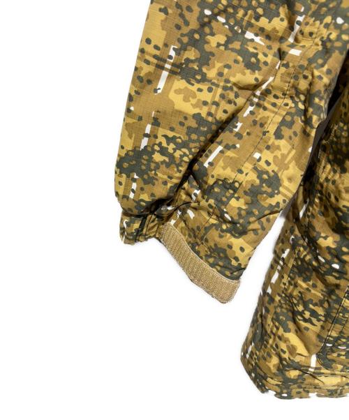 DAIWA（ダイワ）DAIWA (ダイワ) アウトブレイズ レインマックスウインタースーツ グリーン×カーキ サイズ:SIZE Mの古着・服飾アイテム