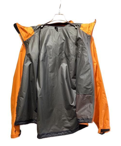 ARC'TERYX（アークテリクス）ARC'TERYX (アークテリクス) Alpha SL Jacket オレンジ サイズ:SIZE Mの古着・服飾アイテム