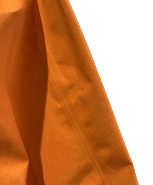 ARC'TERYX（アークテリクス）ARC'TERYX (アークテリクス) Alpha SL Jacket オレンジ サイズ:SIZE Mの古着・服飾アイテム
