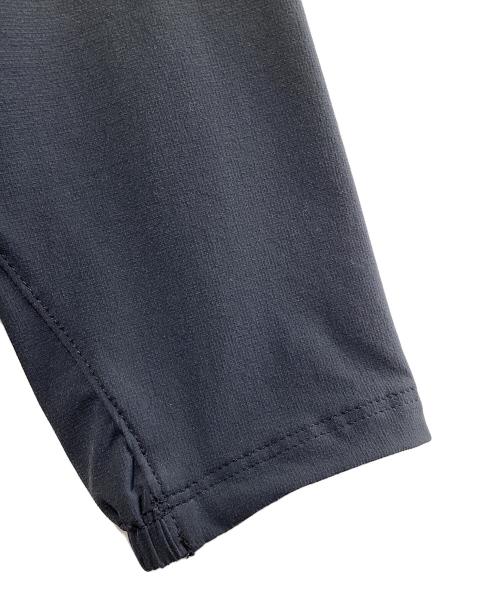 OUTDOOR RESEARCH（アウトドアリサーチ）OUTDOOR RESEARCH (アウトドアリサーチ) アウトドアウェア(ジャケット) ブラック サイズ:SIZE Mの古着・服飾アイテム