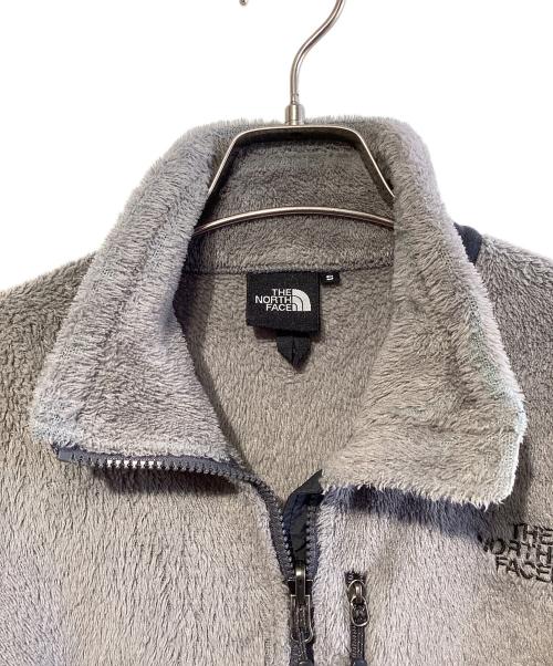 THE NORTH FACE（ザ ノース フェイス）THE NORTH FACE (ザ ノース フェイス) ジ・ バーサ ミッド ジャケット グレー×ネイビー サイズ:SIZE Sの古着・服飾アイテム