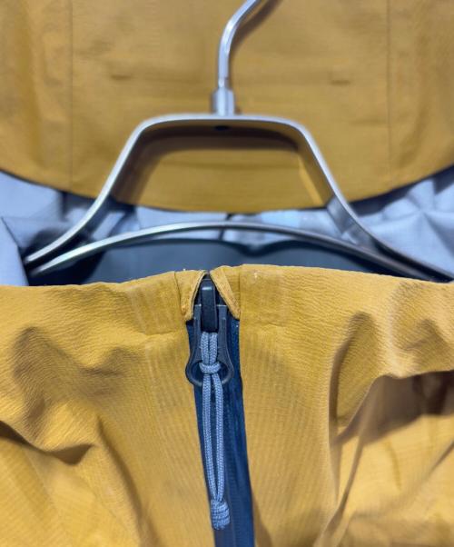 Patagonia（パタゴニア）Patagonia (パタゴニア) M10 ストーム・ジャケット ラプターブラウン サイズ:SIZE Sの古着・服飾アイテム