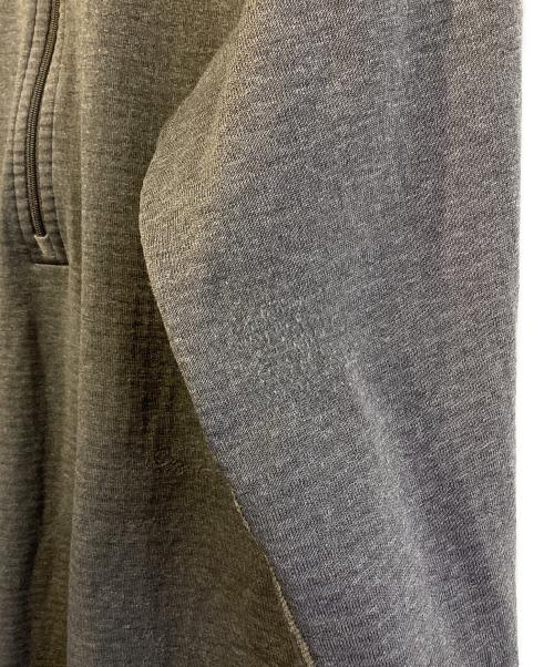 Patagonia（パタゴニア）Patagonia (パタゴニア) キャプリーン 4 エクスペディション ウェイト ジップネック グレー サイズ:SIZE Lの古着・服飾アイテム