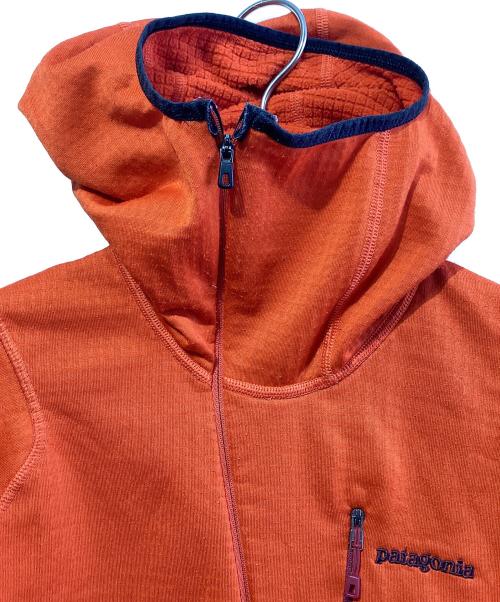 Patagonia（パタゴニア）Patagonia (パタゴニア) R1フーディー オレンジ サイズ:SIZE XLの古着・服飾アイテム