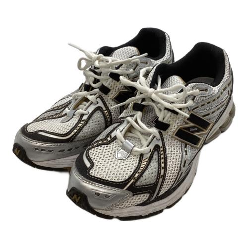 NEW BALANCE（ニューバランス）NEW BALANCE (ニューバランス) ローカットスニーカー  ブラック×ホワイト サイズ:27cmの古着・服飾アイテム