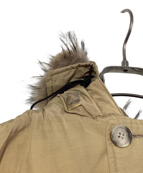 WOOLRICH（ウールリッチ）WOOLRICH (ウールリッチ) アークティックパーカ ベージュ サイズ:SIZE Mの古着・服飾アイテム