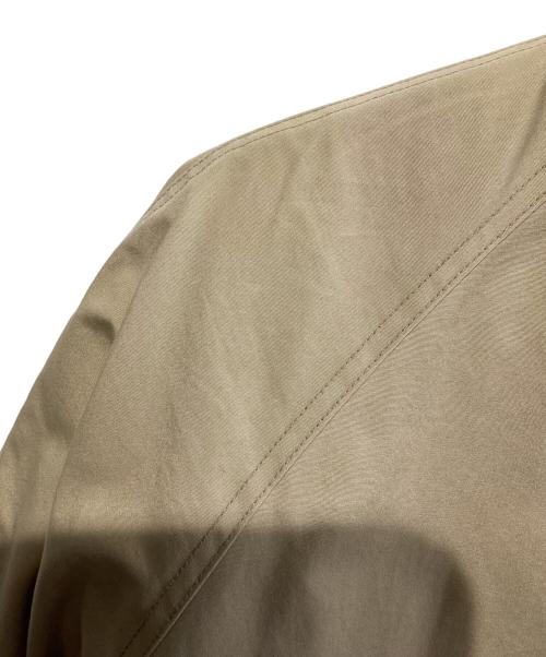 BROWN by 2-tacs（ブラウンバイツータックス）BROWN by 2-tacs (ブラウンバイツータックス) リバーシブルダウン ベージュ×オリーブ サイズ:SIZE Mの古着・服飾アイテム