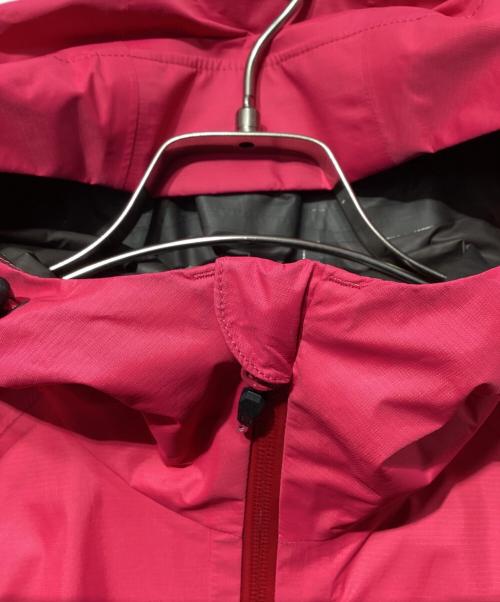 Berghaus（バーグハウス）Berghaus (バーグハウス) RAINSUIT SHELL JKT AF ショッキングピンク サイズ:SIZE Sの古着・服飾アイテム