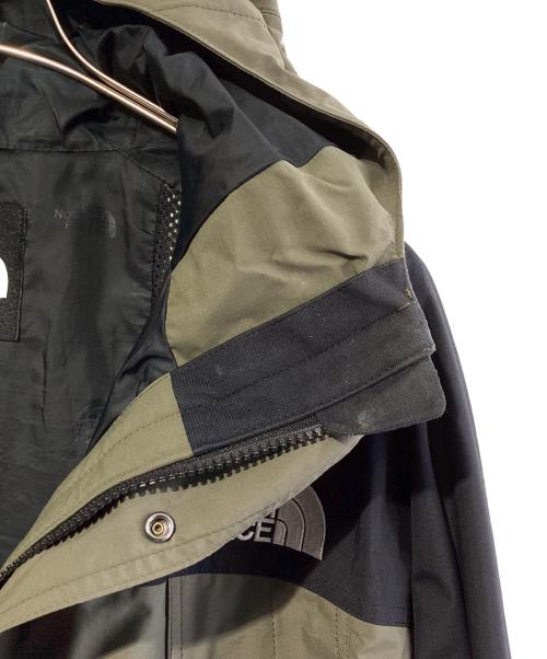 THE NORTH FACE（ザ ノース フェイス）THE NORTH FACE (ザ ノース フェイス) マウンテンライトジャケット ブラック×グリーン サイズ:SIZE Lの古着・服飾アイテム