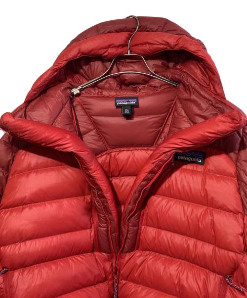 Patagonia（パタゴニア）Patagonia (パタゴニア) アルプロフトダウンパーカ レッド サイズ:SIZE Mの古着・服飾アイテム
