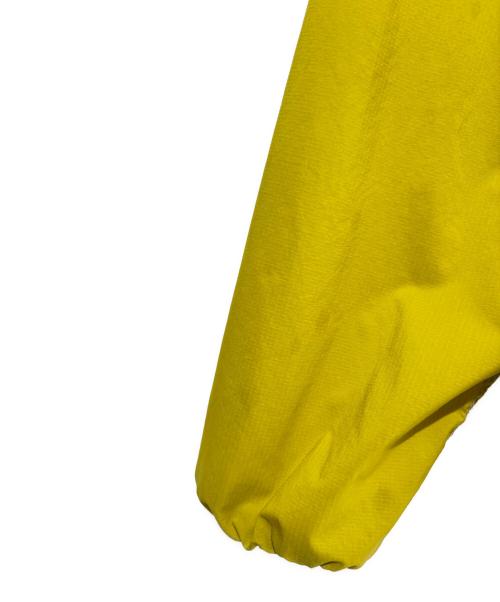 and wander（アンドワンダー）and wander (アンドワンダー) PERTEX wind jacket イエロー サイズ:WSの古着・服飾アイテム