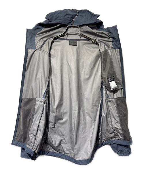 finetrack（ファイントラック）finetrack (ファイントラック) フロウラップフーディ ブルーグレー サイズ:SIZE Mの古着・服飾アイテム