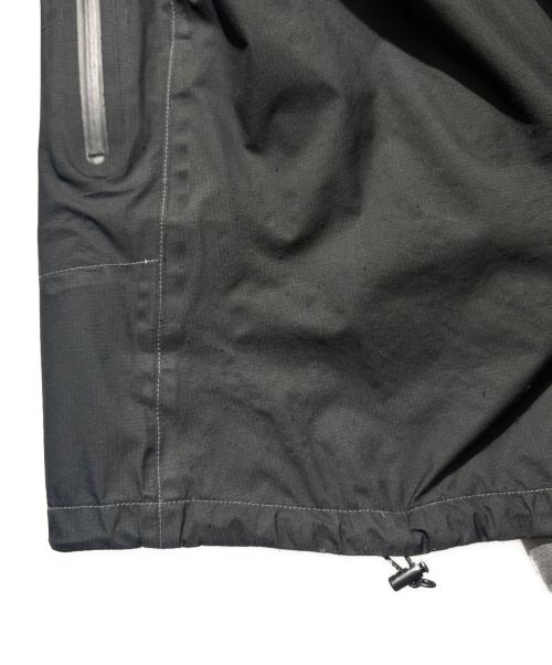 and wander（アンドワンダー）and wander (アンドワンダー) 3L UL rain jacket ブラック サイズ:SIZE Sの古着・服飾アイテム