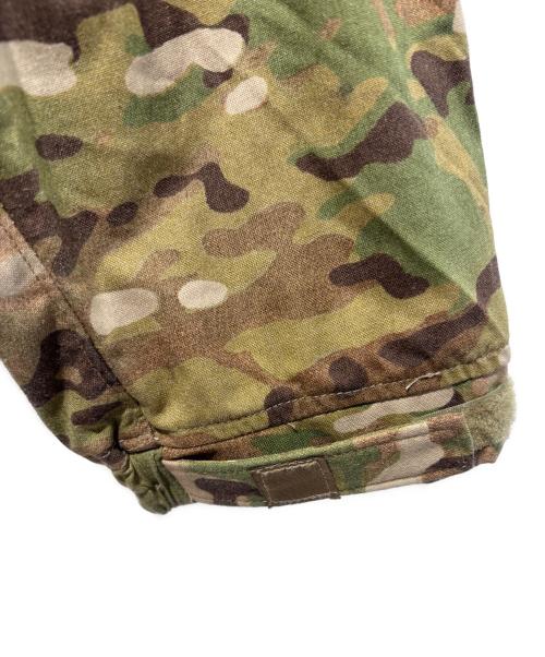 CREATIVE APPAREL ASSOCIATES（クリエイティブ・アパレル・アソシエイツ）CREATIVE APPAREL ASSOCIATES (クリエイティブ・アパレル・アソシエイツ) GEN III Level 5 ECWCS Softshell Jacket オリーブ サイズ:SIZE Lの古着・服飾アイテム
