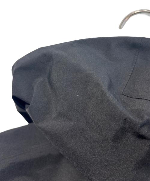 ARC'TERYX（アークテリクス）ARC'TERYX (アークテリクス) ベータSVジャケット ブラック サイズ:SIZE Sの古着・服飾アイテム