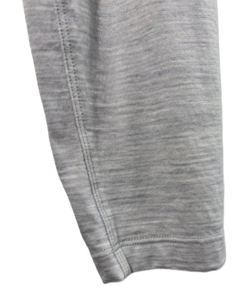 ARC'TERYX（アークテリクス）ARC'TERYX (アークテリクス) イオニアメリノウールフーディ ライトグレー サイズ:SIZE Mの古着・服飾アイテム