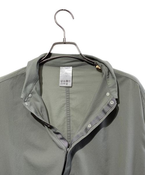 ATELIER BLUE BOTTLE（アトリエ ブルー ボトル）ATELIER BLUE BOTTLE (アトリエ ブルー ボトル) ハイカーズヤッケ オリーブ サイズ:SIZE Mの古着・服飾アイテム