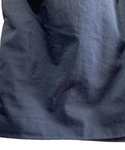 Patagonia（パタゴニア）Patagonia (パタゴニア) サーマル・エアシェッド・ジャケット ライトグレー サイズ:SIZE Mの古着・服飾アイテム