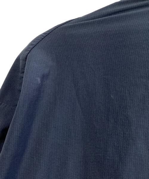 Patagonia（パタゴニア）Patagonia (パタゴニア) サーマル・エアシェッド・ジャケット ライトグレー サイズ:SIZE Mの古着・服飾アイテム