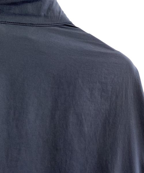 Patagonia（パタゴニア）Patagonia (パタゴニア) サーマル・エアシェッド・ジャケット ライトグレー サイズ:SIZE Mの古着・服飾アイテム