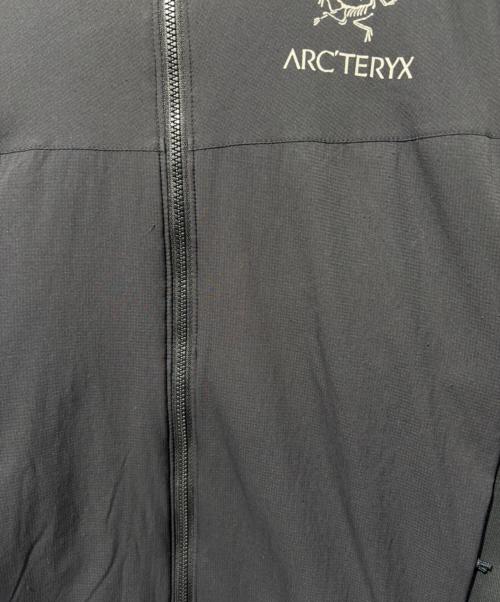 ARC'TERYX（アークテリクス）ARC'TERYX (アークテリクス) アトムLTフーディー ブラック サイズ:SIZE Sの古着・服飾アイテム