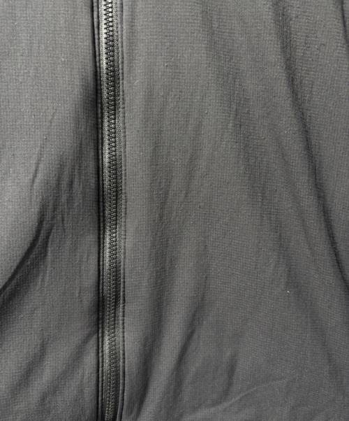 ARC'TERYX（アークテリクス）ARC'TERYX (アークテリクス) アトムLTフーディー ブラック サイズ:SIZE Sの古着・服飾アイテム