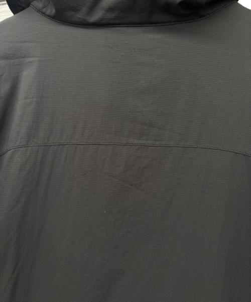 ARC'TERYX（アークテリクス）ARC'TERYX (アークテリクス) アトムLTフーディー ブラック サイズ:SIZE Sの古着・服飾アイテム