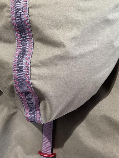 KLATTERMUSEN（クレッタルムーセン）KLATTERMUSEN (クレッタルムーセン) Noss Parka オリーブ サイズ:SIZE XSの古着・服飾アイテム