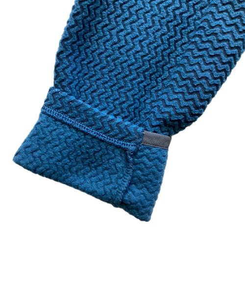 Patagonia（パタゴニア）Patagonia (パタゴニア) R1エアジップネック ネイビー サイズ:SIZE Mの古着・服飾アイテム