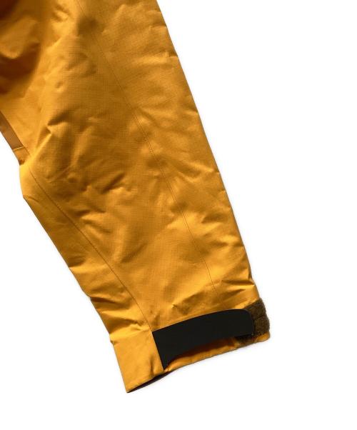 ARC'TERYX（アークテリクス）ARC'TERYX (アークテリクス) トレッキングウェア(ジャケット) オレンジ サイズ:Mの古着・服飾アイテム