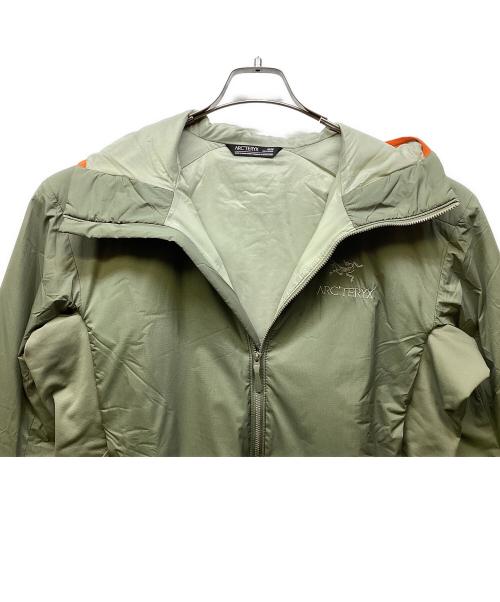 ARC'TERYX（アークテリクス）ARC'TERYX (アークテリクス) アトムLTフーディー オリーブ サイズ:SIZE Mの古着・服飾アイテム