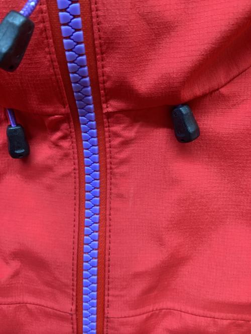 MountainEquipment（マウンテンイクィップメント）MountainEquipment (マウンテンイクィップメント) Shivling Jacket レッド サイズ:SIZE Mの古着・服飾アイテム