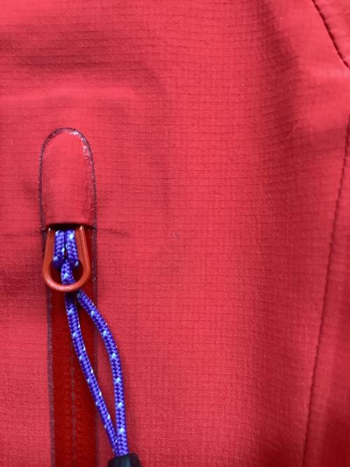 MountainEquipment（マウンテンイクィップメント）MountainEquipment (マウンテンイクィップメント) Shivling Jacket レッド サイズ:SIZE Mの古着・服飾アイテム