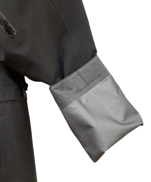 ARC'TERYX（アークテリクス）ARC'TERYX (アークテリクス) アルファSVジャケット ブラック サイズ:SIZE Sの古着・服飾アイテム