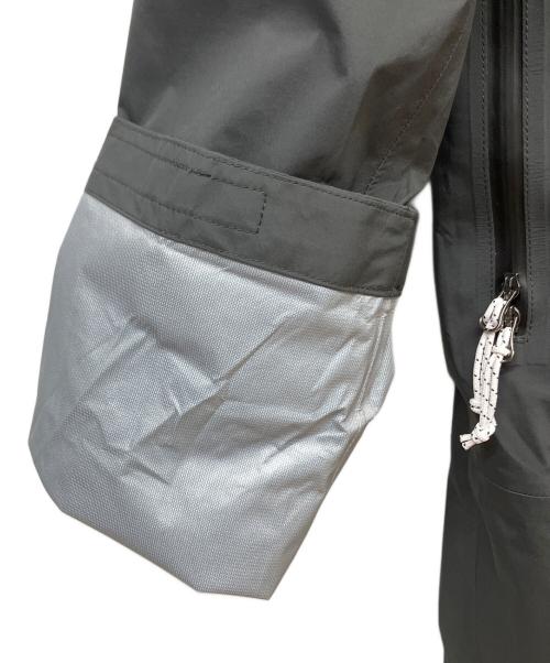 Columbia（コロンビア）Columbia (コロンビア) マウンテンズアーコーリングVジャケット グレー サイズ:SIZE Mの古着・服飾アイテム