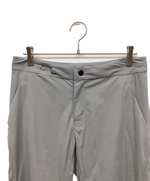 ARC'TERYX（アークテリクス）ARC'TERYX (アークテリクス) ACROPLE JOGGER グレー サイズ:SIZE Sの古着・服飾アイテム