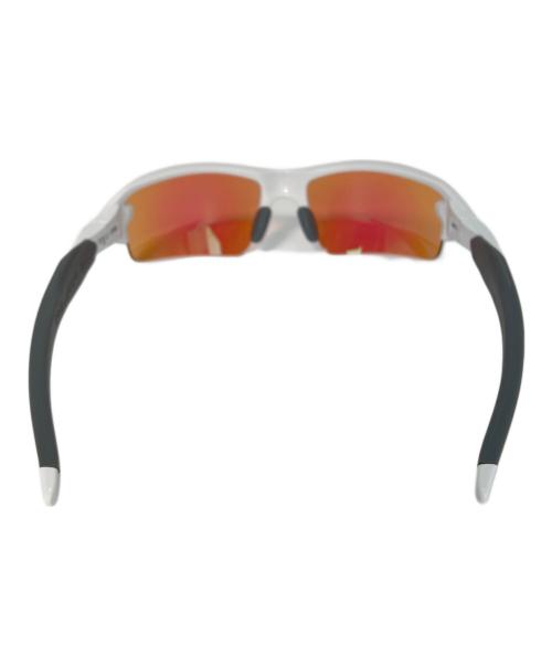 OAKLEY（オークリー）OAKLEY (オークリー) サングラス　FLAK2.0 Polished Whiteの古着・服飾アイテム