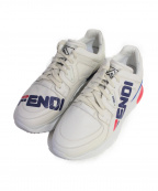 FENDIフェンディ）の古着「18AW FENDI MANIA スニーカー/× FILA」｜ホワイト
