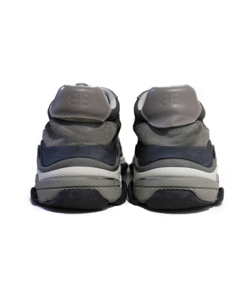BALENCIAGA（バレンシアガ）BALENCIAGA (バレンシアガ) TRIPLE S グレー サイズ:44の古着・服飾アイテム