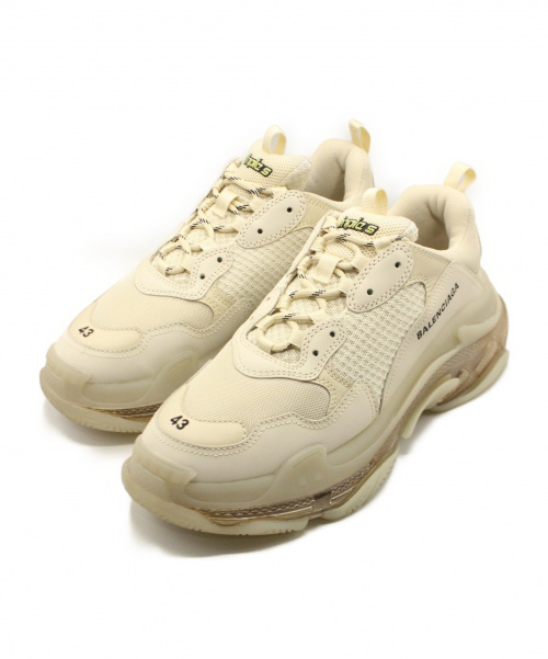 BALENCIAGA（バレンシアガ）BALENCIAGA (バレンシアガ) TRIPLE S  アイボリー サイズ:43の古着・服飾アイテム