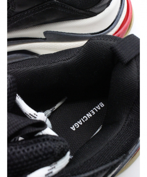 BALENCIAGA（バレンシアガ）BALENCIAGA (バレンシアガ) TRIPLE S ホワイト×ブラック サイズ:41の古着・服飾アイテム