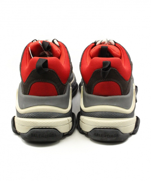 BALENCIAGA（バレンシアガ）BALENCIAGA (バレンシアガ) TRIPLE S レッド×ブラック サイズ:41の古着・服飾アイテム