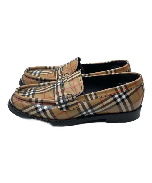 BURBERRY（バーバリー）BURBERRY (バーバリー) ローファー カーキ サイズ:41の古着・服飾アイテム