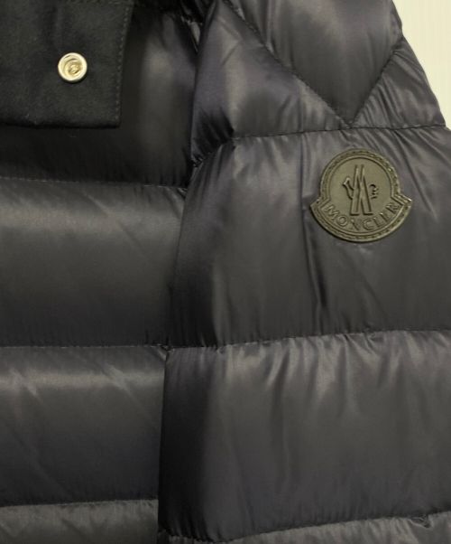 MONCLER（モンクレール）MONCLER (モンクレール) RIOMダウンジャケット ネイビー サイズ:3の古着・服飾アイテム