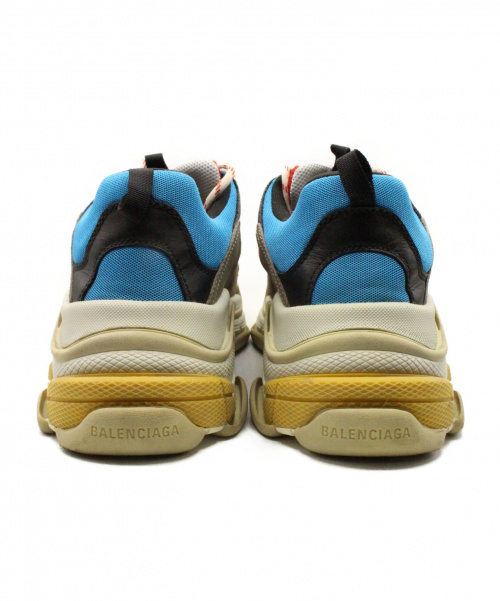 BALENCIAGA（バレンシアガ）BALENCIAGA (バレンシアガ) TRIPLE S グレー×レッド×スカイブルー サイズ:44の古着・服飾アイテム