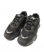 BALENCIAGAバレンシアガ）の古着「TRIPLE S」｜ブラック