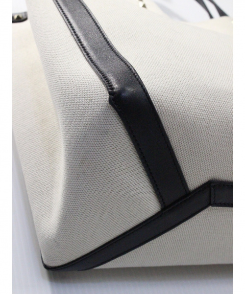 VALENTINO（ヴァレンティノ）VALENTINO (ヴァレンティノ) VLTN キャンバストートバッグ クリームの古着・服飾アイテム